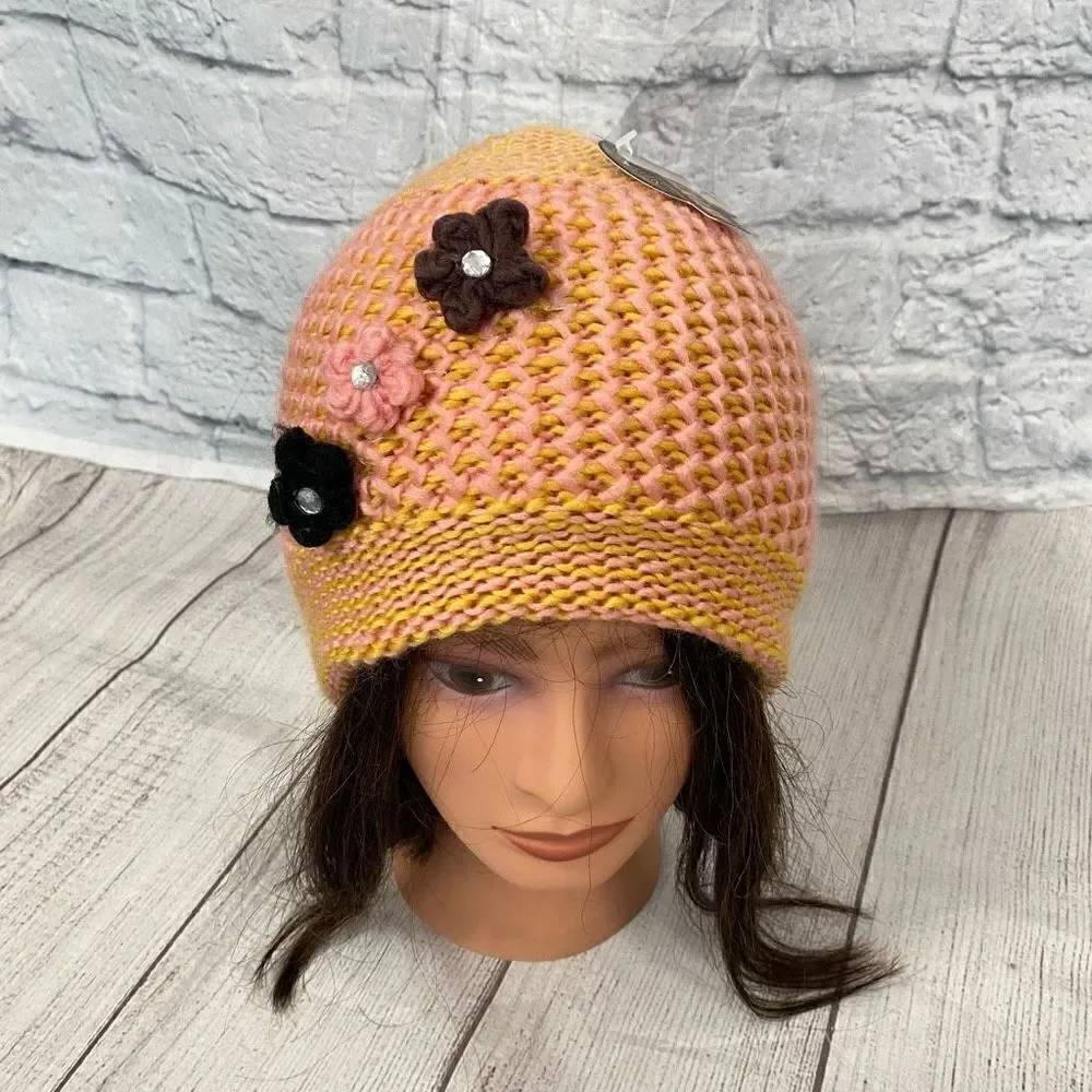 New gear winter wear w/raised knit flowers women OS brand new